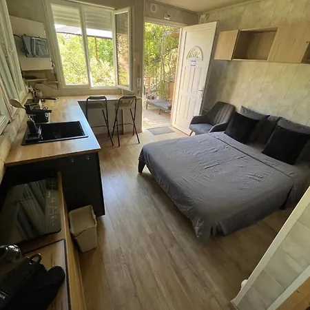 Dans Les Arbres * Νίκαια